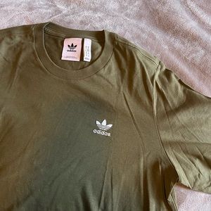 Brand new Army Green Adidas T-Shirt Size Medium